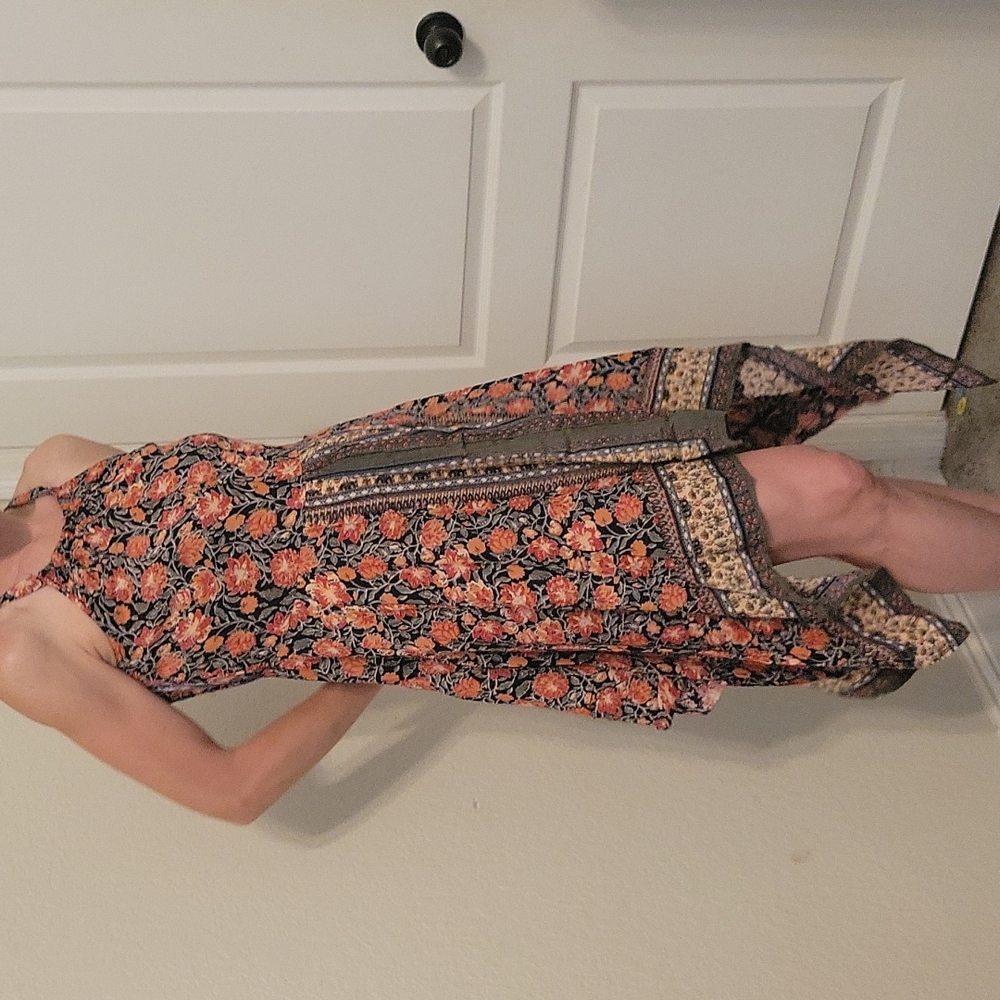 Women dress